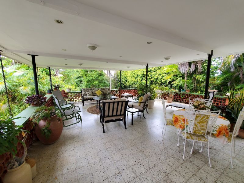 Property photo 1 of 27
