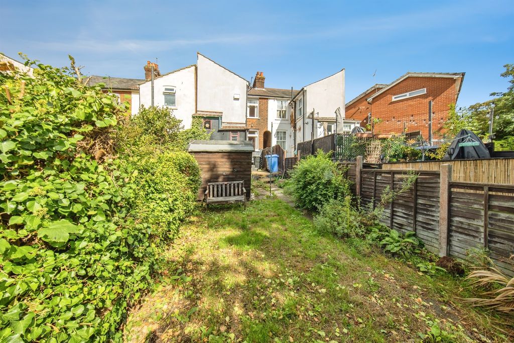 Property photo 2 of 14