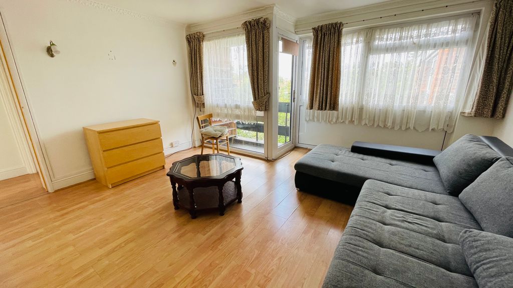 Property photo 1 of 5