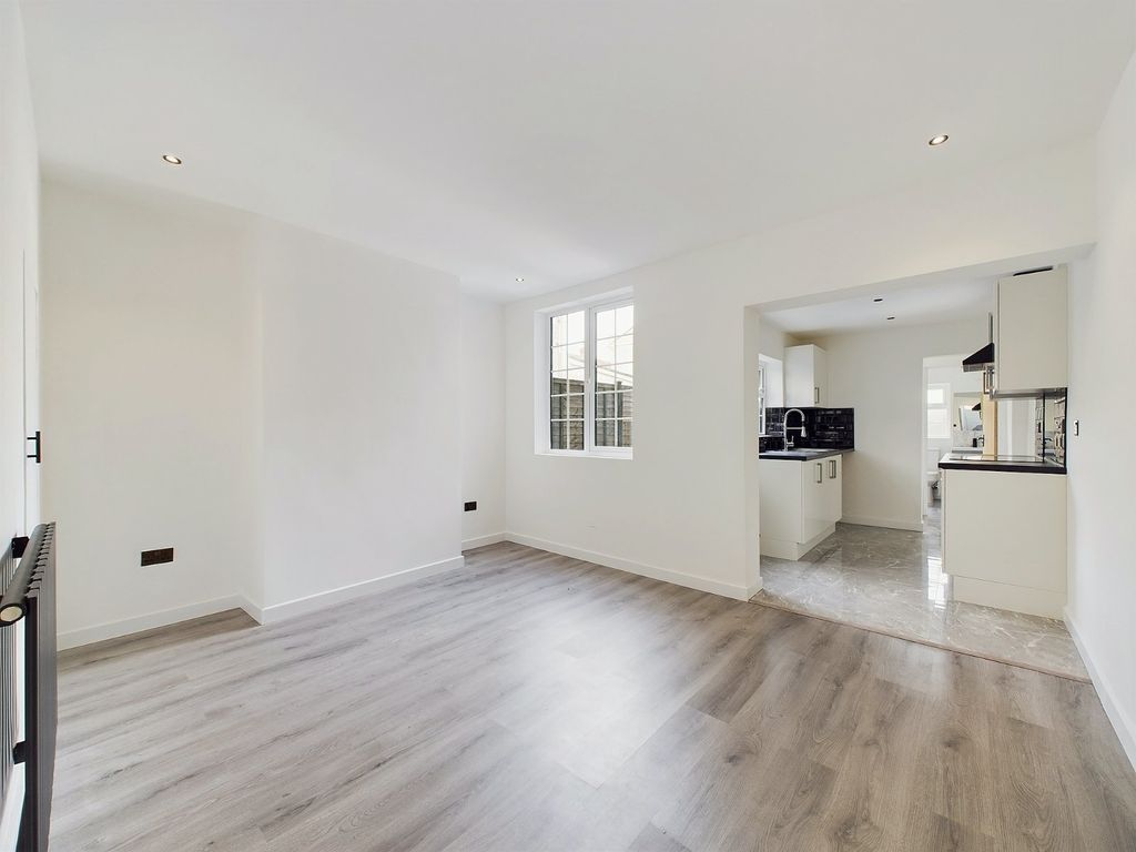 Property photo 3 of 14 Picture No. 03
