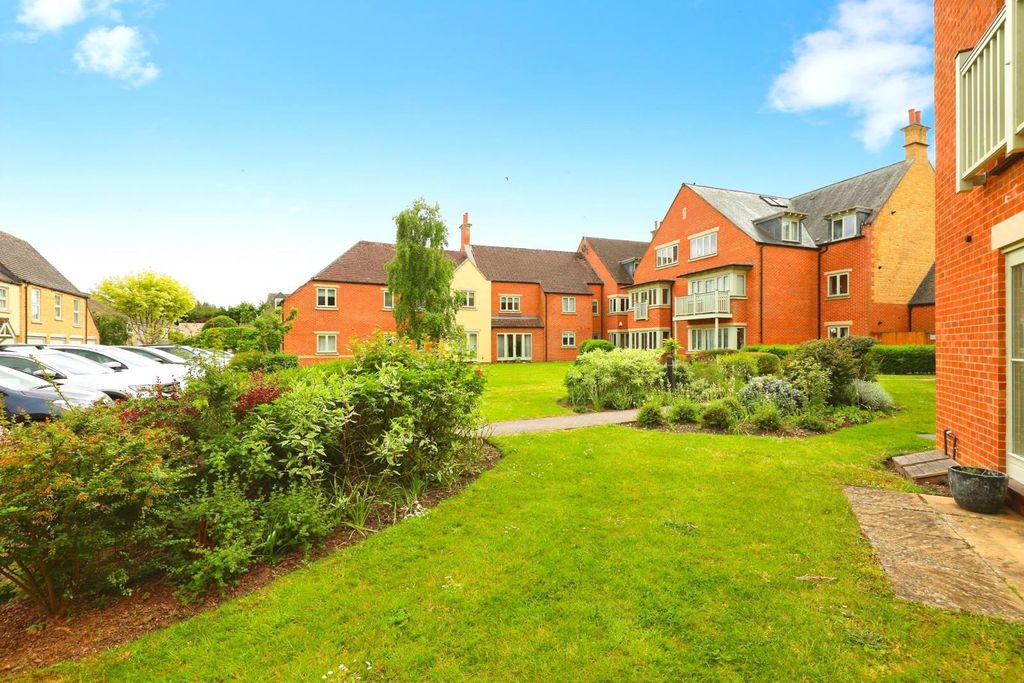 Property photo 1 of 12 Pbox-Img.Jpg