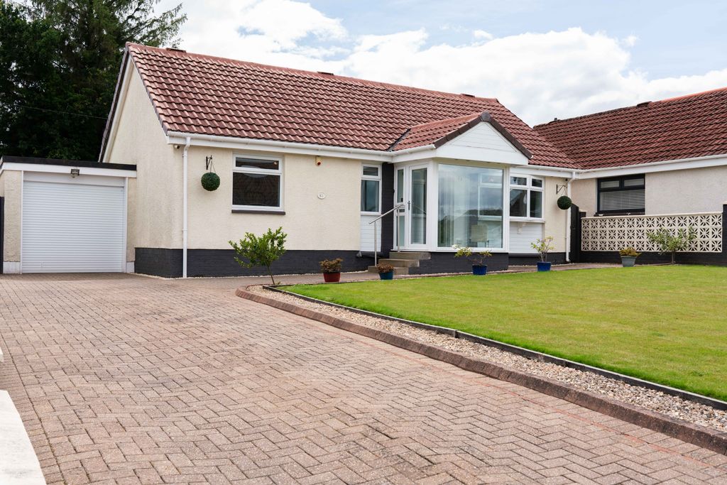 Property photo 1 of 25
