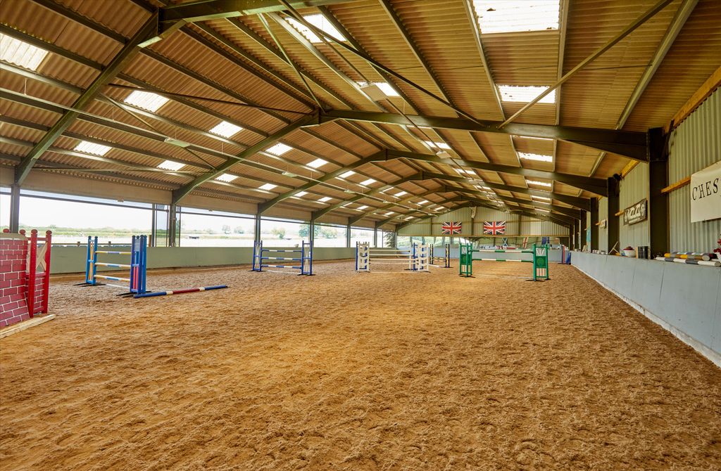 Property photo 3 of 29 Image