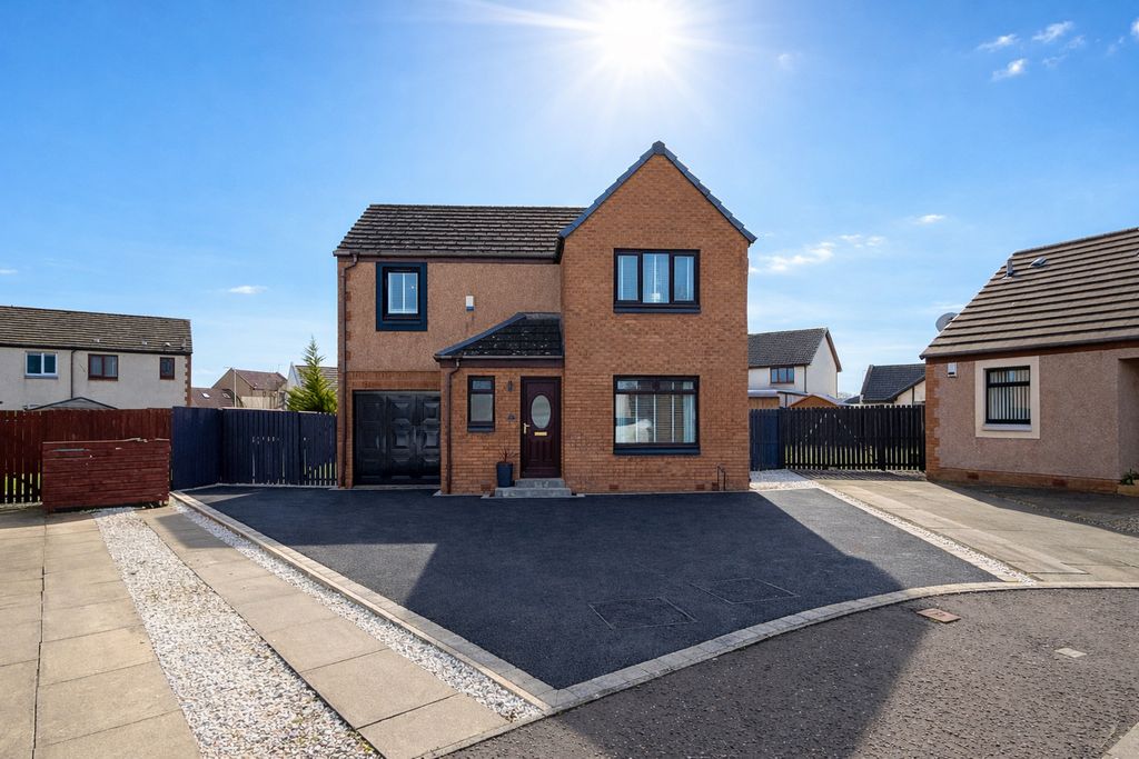 Property photo 1 of 39