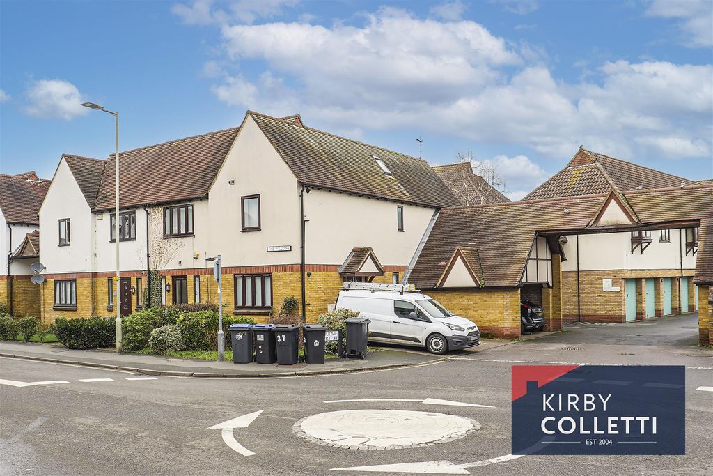 Property photo 1 of 1