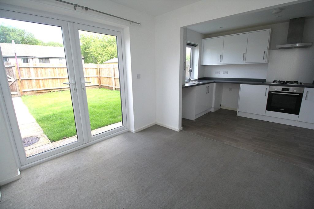 Property photo 2 of 9 Picture No. 16