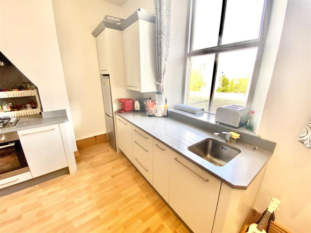 Property photo 3 of 7 Tempimageso6Zwu.Jpg