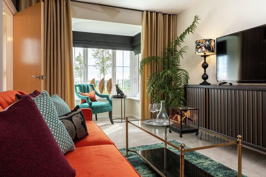 Property photo 2 of 8 Vb1707120_Lymington Living Room-113.Jpg