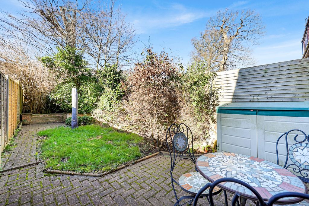 Property photo 3 of 14