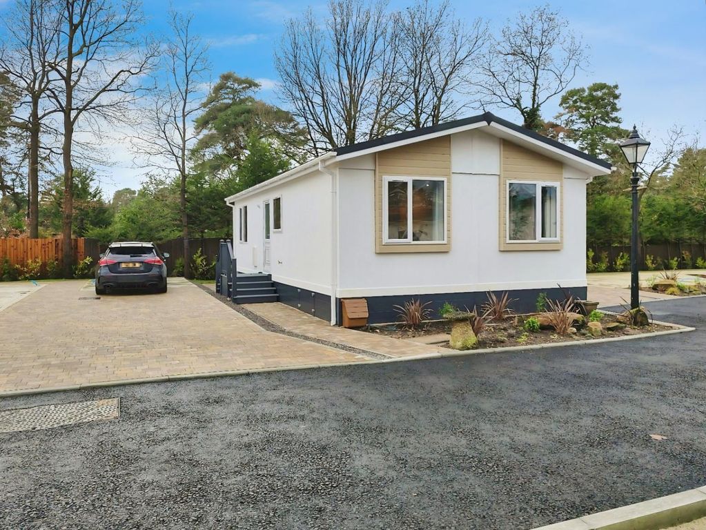 Property photo 1 of 9 A0B94260-1000003684.Jpg