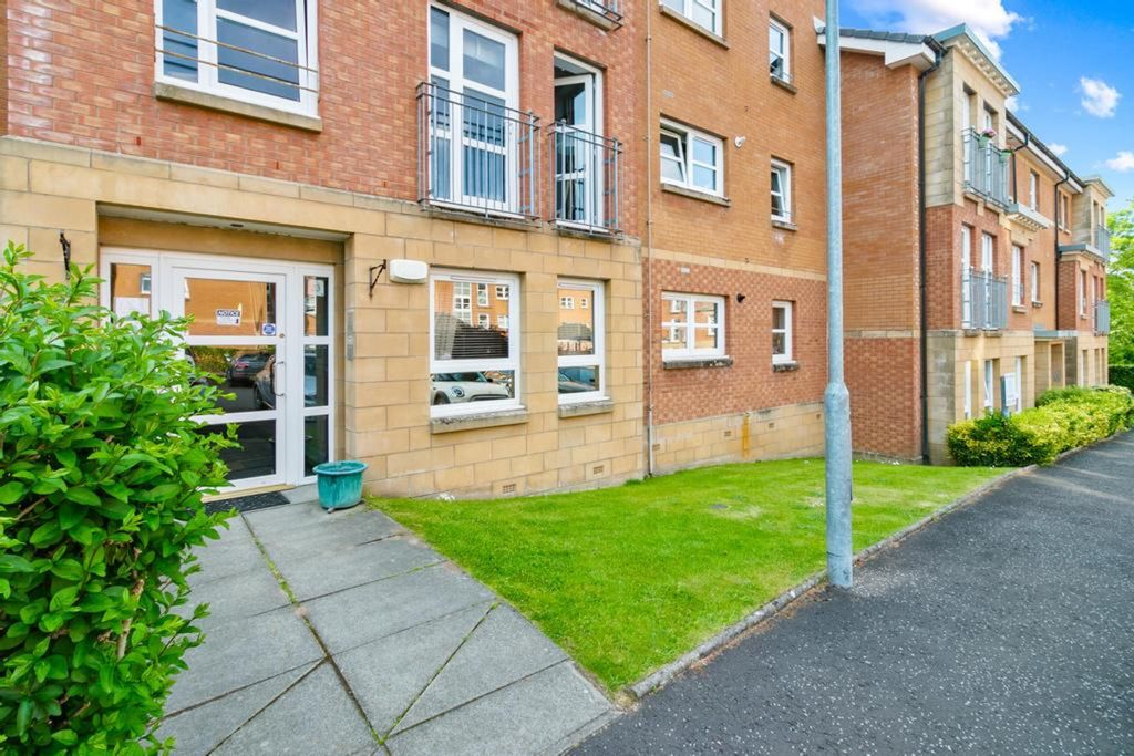 Property photo 1 of 29