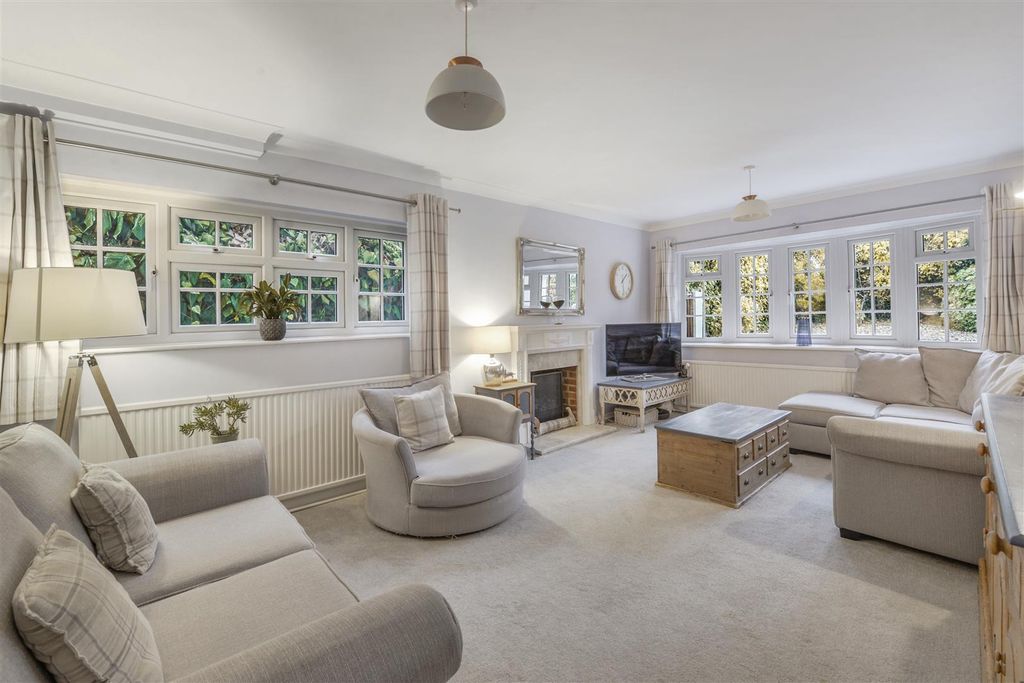 Property photo 3 of 21 3