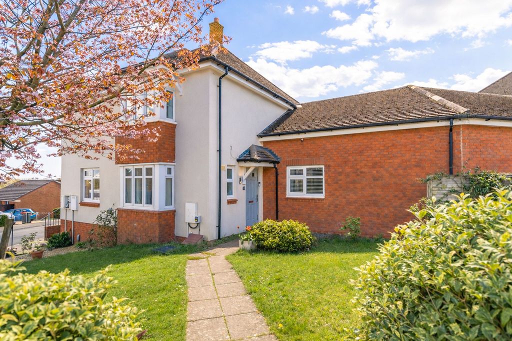 Property photo 1 of 29