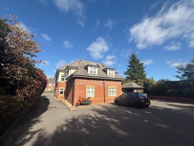 Property photo 2 of 6