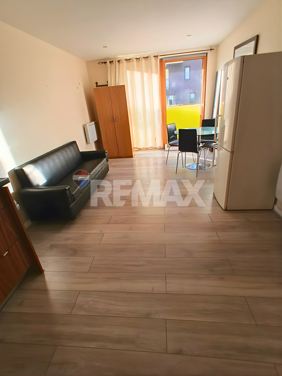 Property photo 1 of 4