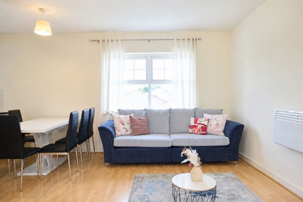 Property photo 1 of 7 1
