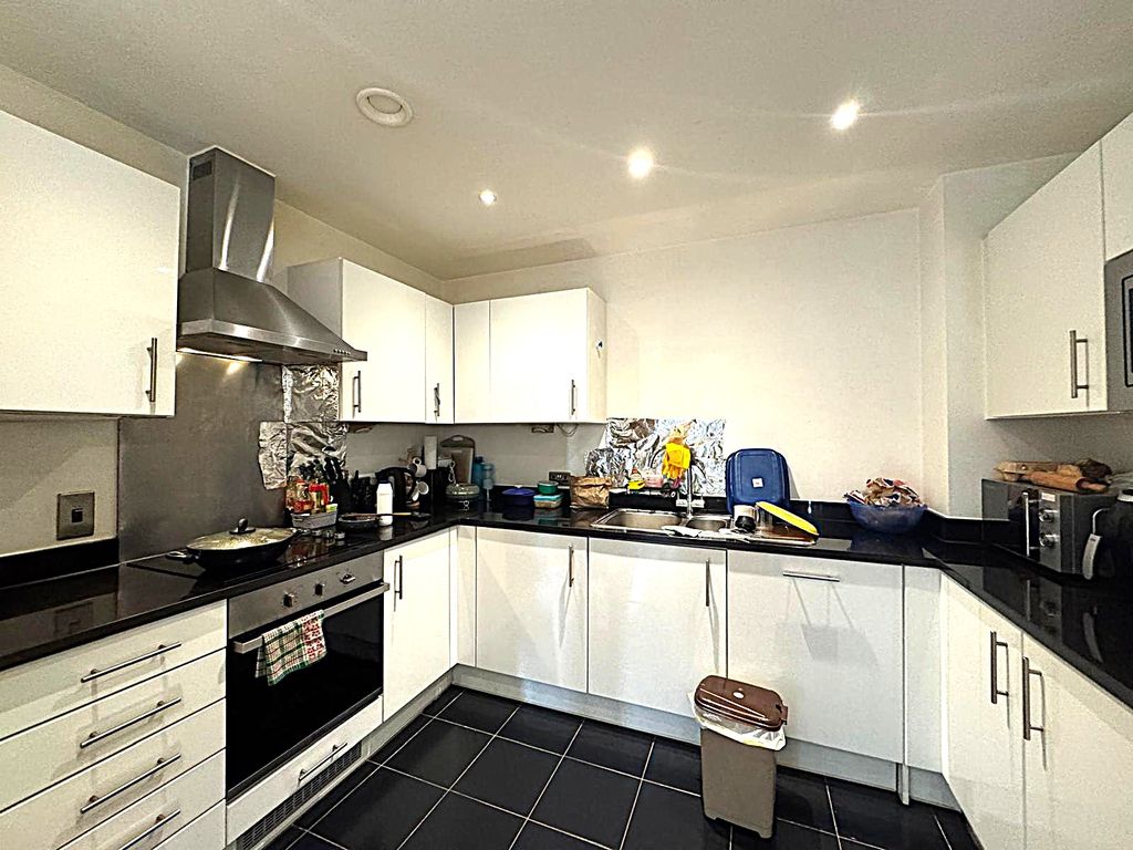 Property photo 2 of 8 Trident Point, Pinner Road (12)