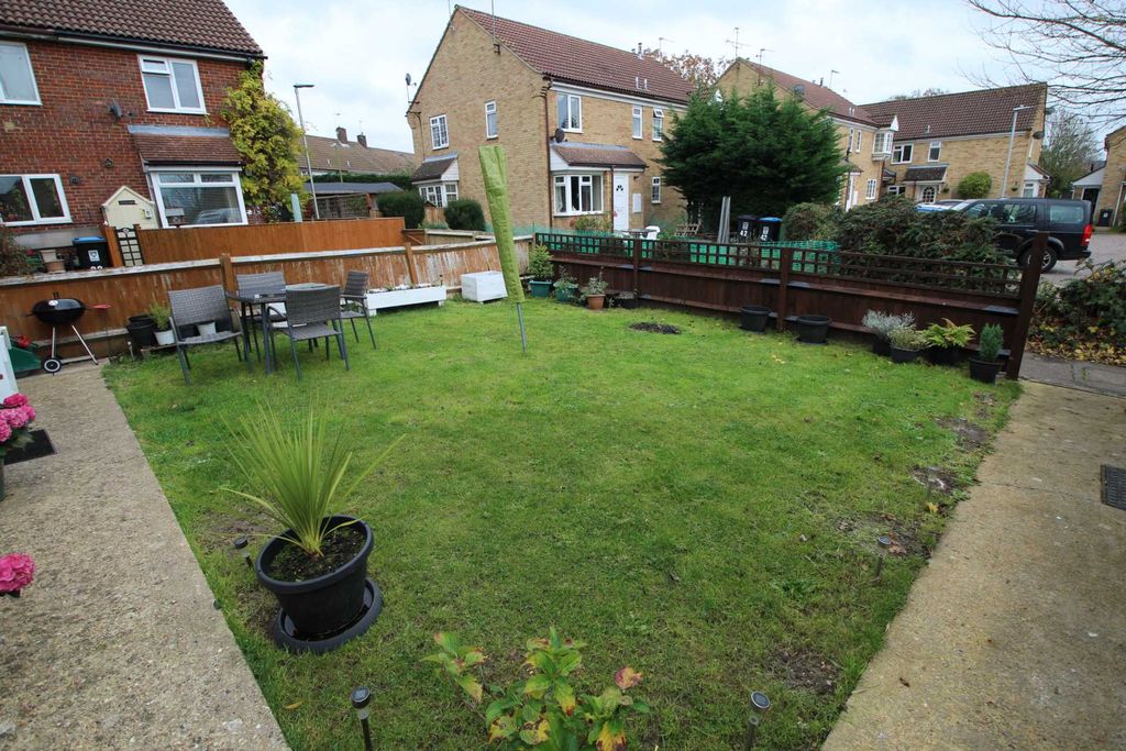 Property photo 2 of 6 Photo