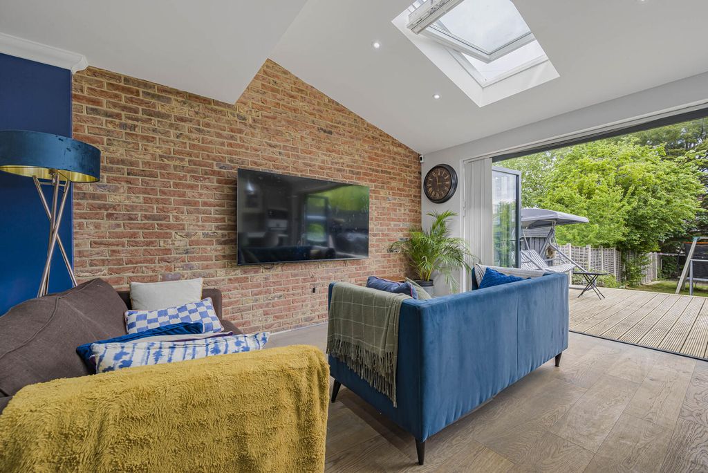 Additional image 7 of 4 bed end terrace house for saleShirley Avenue, Bexley DA5