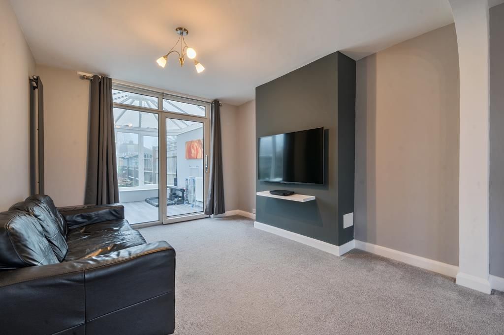 Property photo 2 of 19 Reception