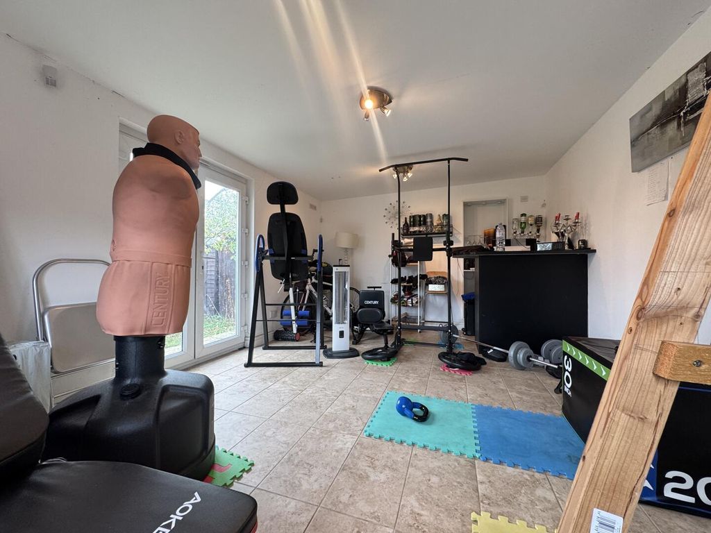 Additional image 35 of 3 bed semi-detached house for saleGordon Road, Grays RM16