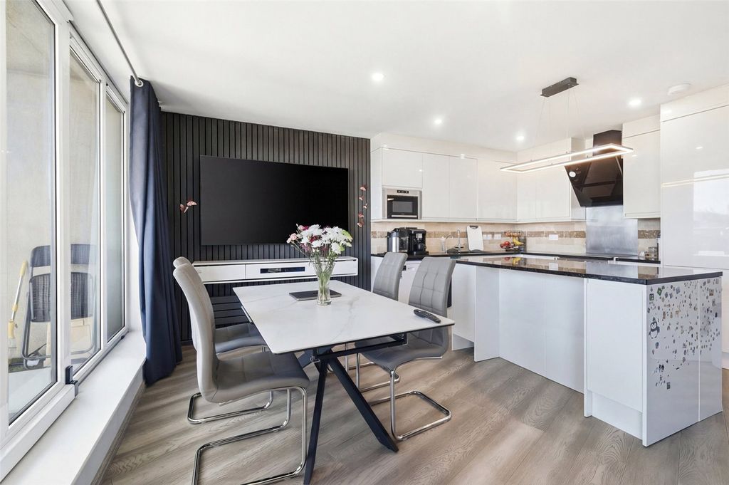 Property photo 1 of 26 Picture No. 41