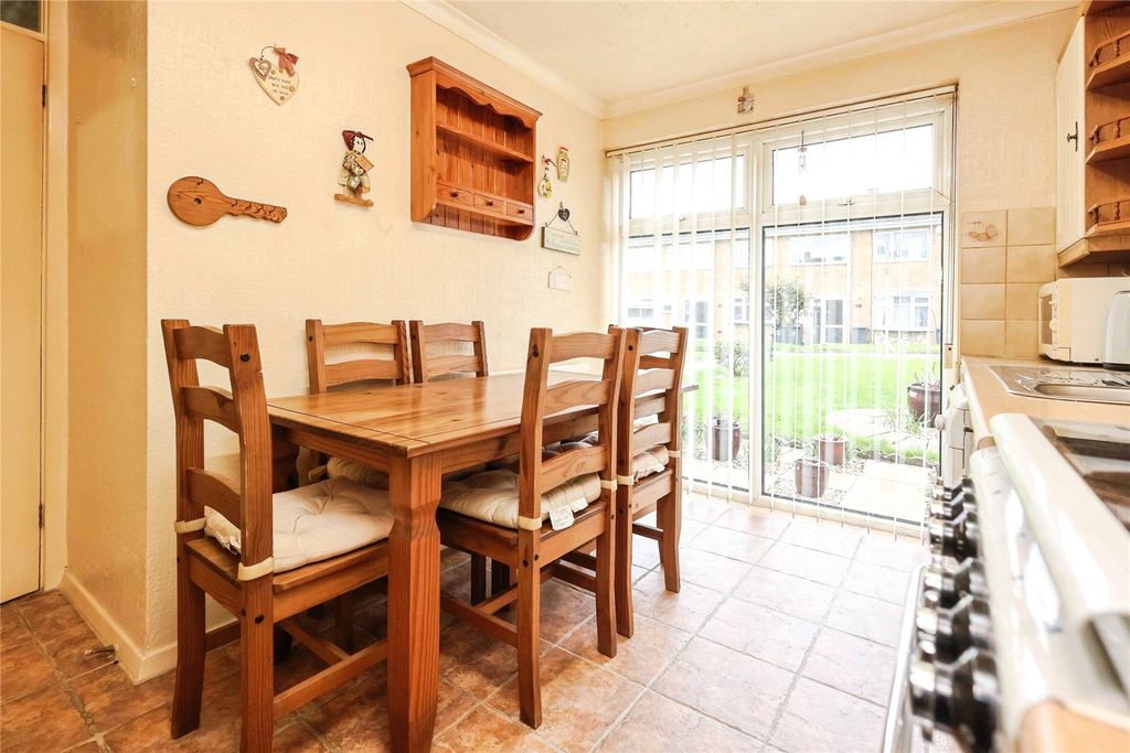 Property photo 2 of 18 Picture No. 19