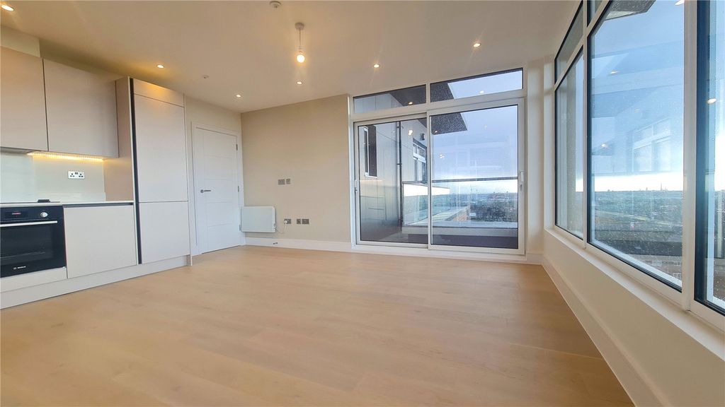 Property photo 3 of 11 Picture No. 04