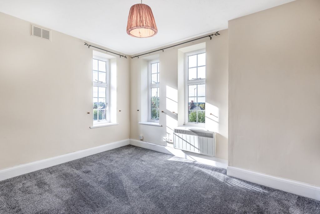 Property photo 3 of 6 353938 (1)