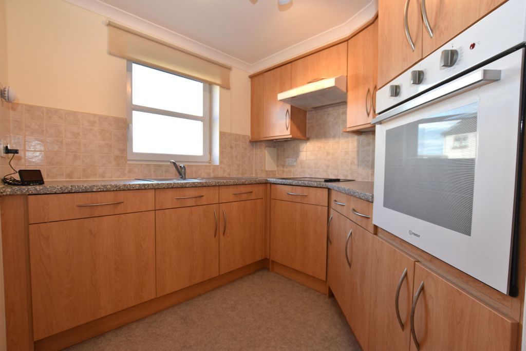 Property photo 2 of 11