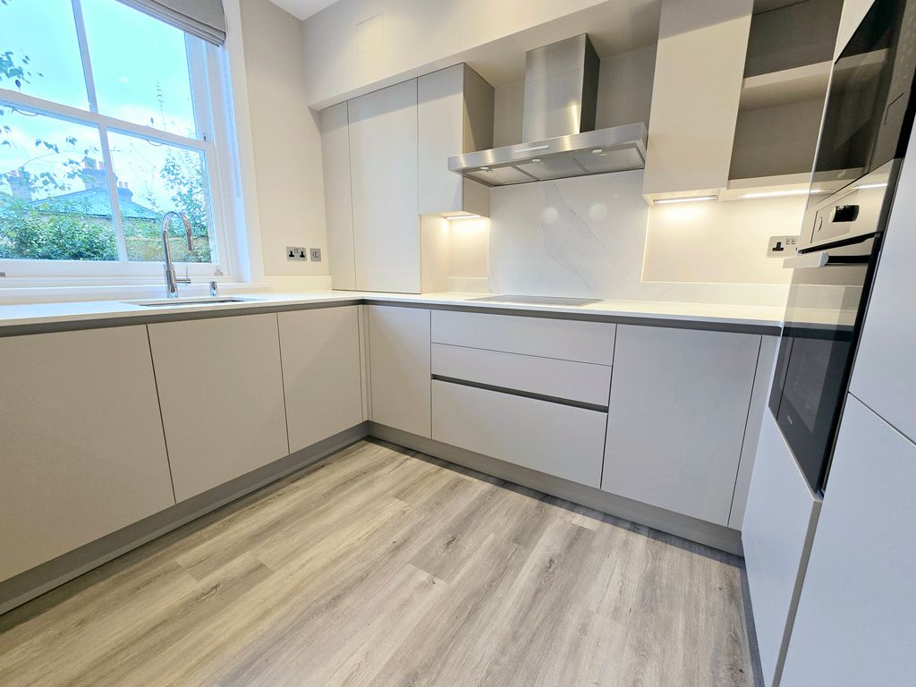 Property photo 3 of 56