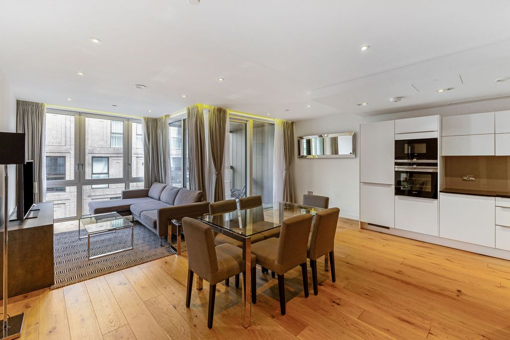 Property photo 1 of 19 Reception Room