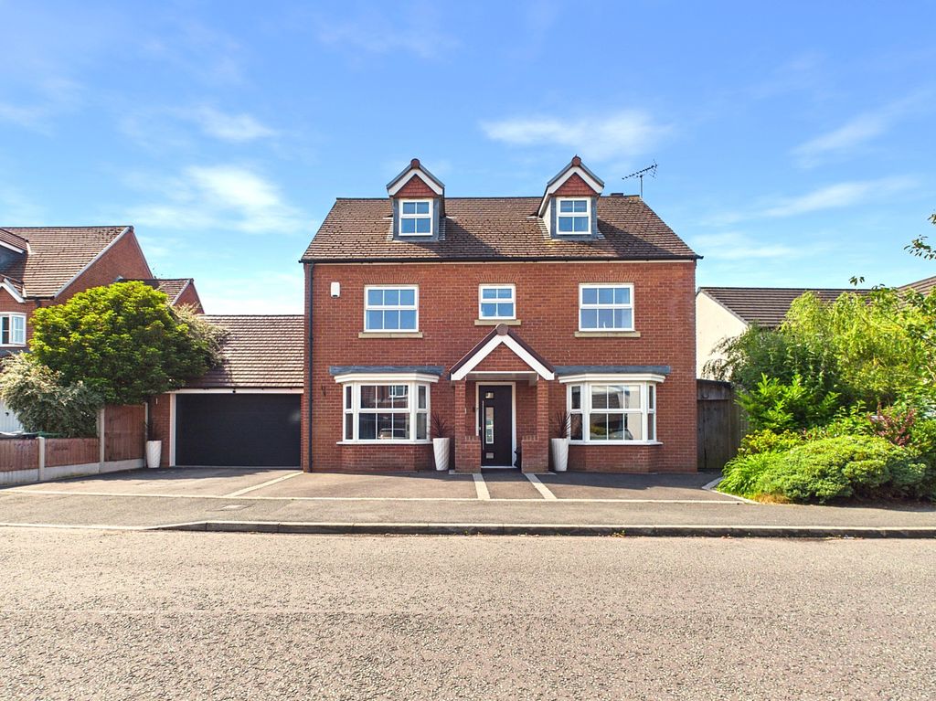 Property photo 1 of 39