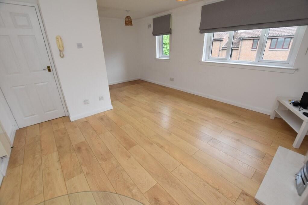 Property photo 3 of 12 Living Room