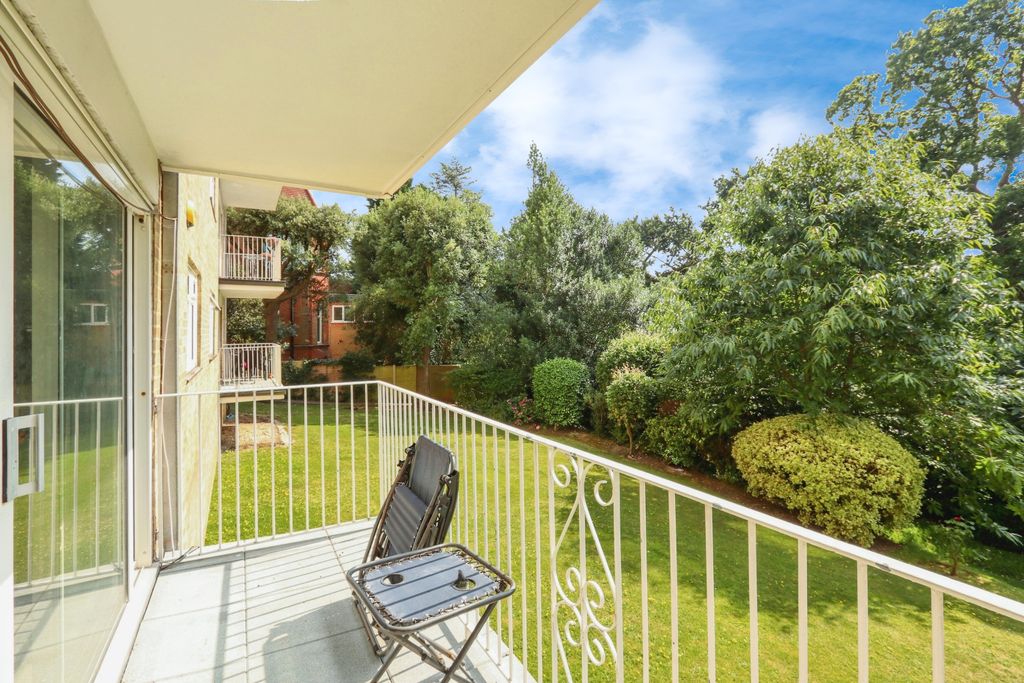 Property photo 2 of 13 Photography