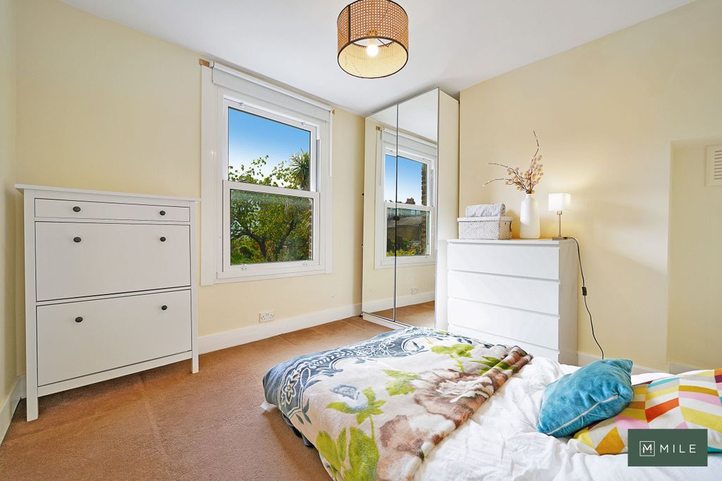 Property photo 3 of 15 24 Linden Avenue - Itmrvpdwxqmeqxrscu6K