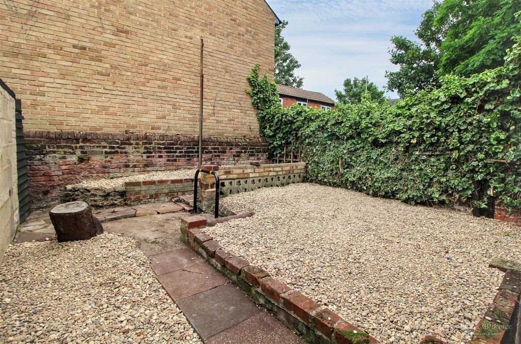 Property photo 2 of 14 Rear Garden
