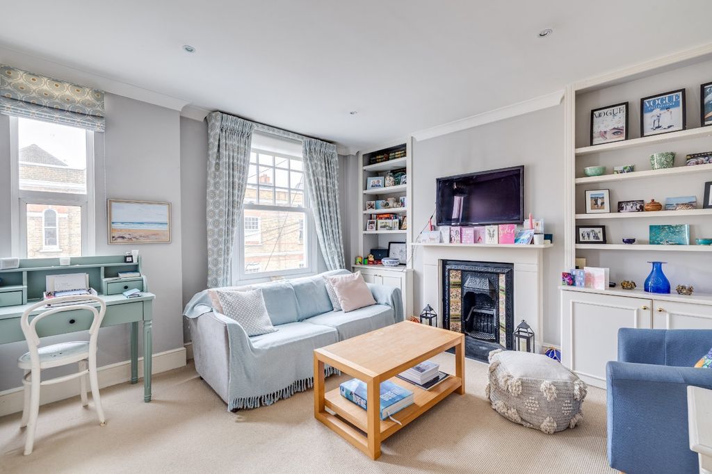 Property photo 2 of 6