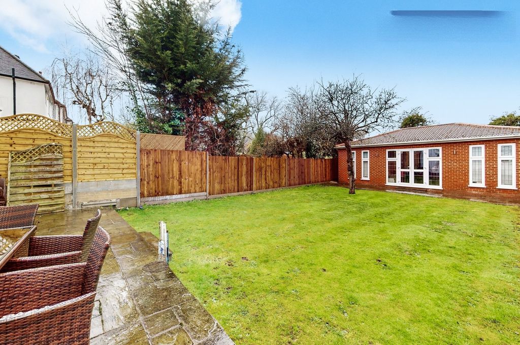 Property photo 3 of 13