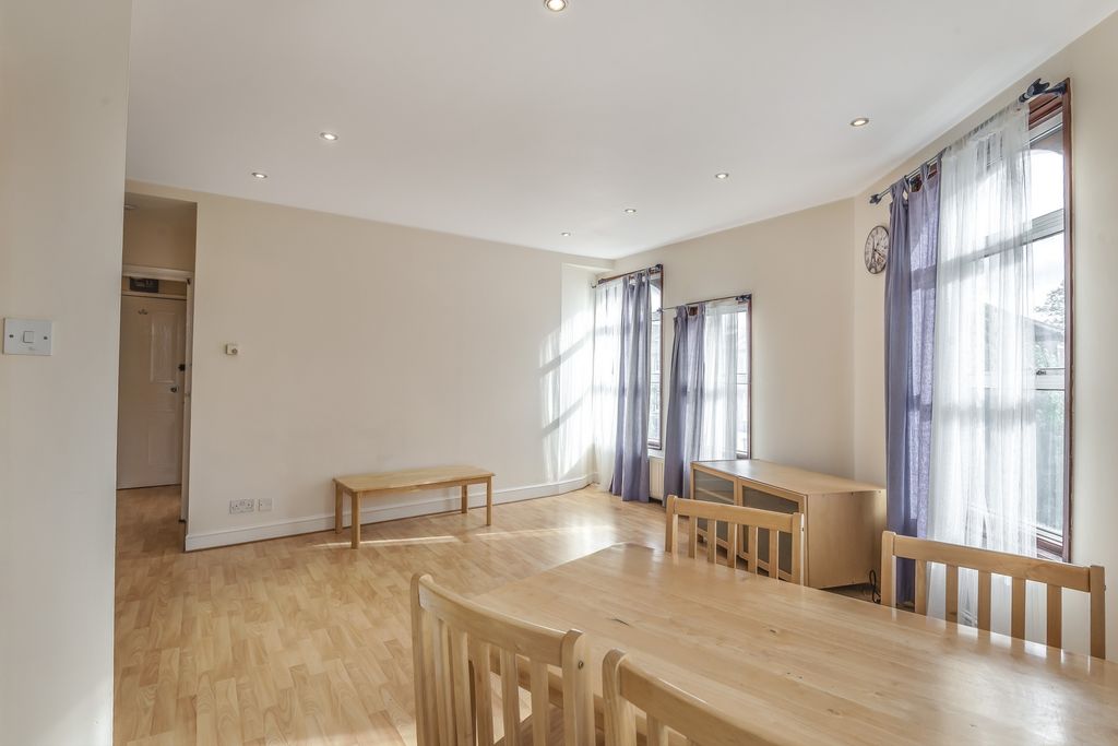 Property photo 2 of 8 Photo 2