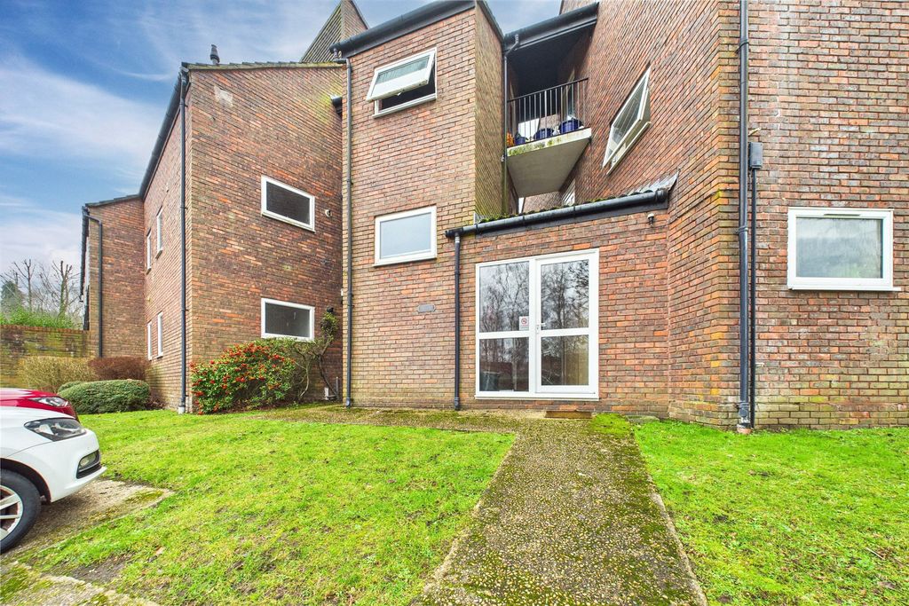 Property photo 1 of 8 Picture No. 10