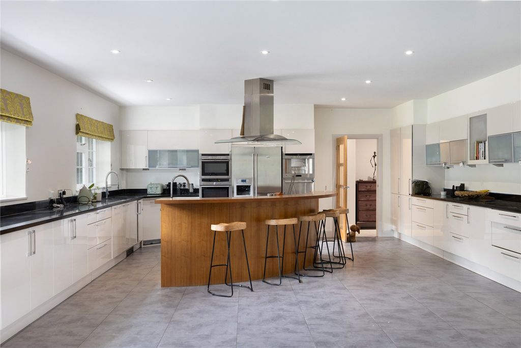 Property photo 2 of 13 Picture No. 08