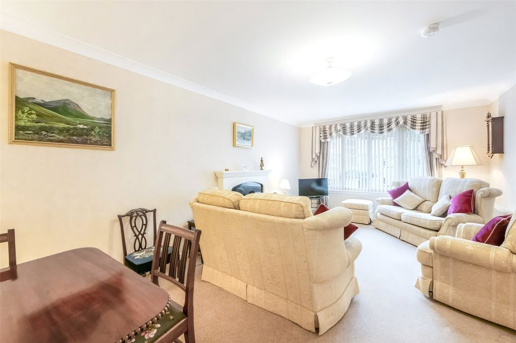 Property photo 3 of 25 Picture No. 20