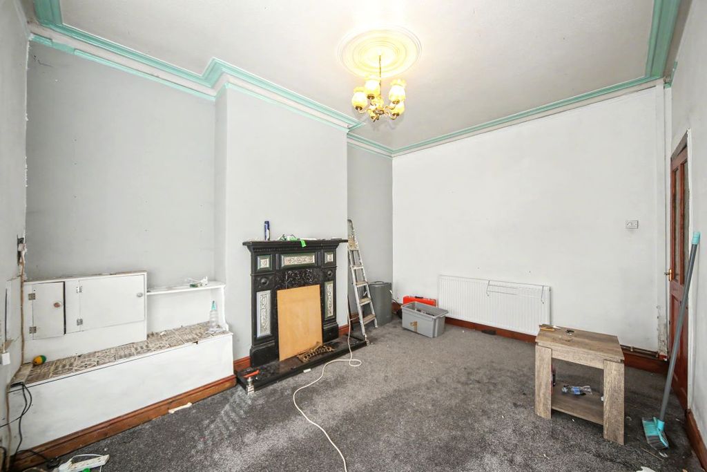 Property photo 3 of 21