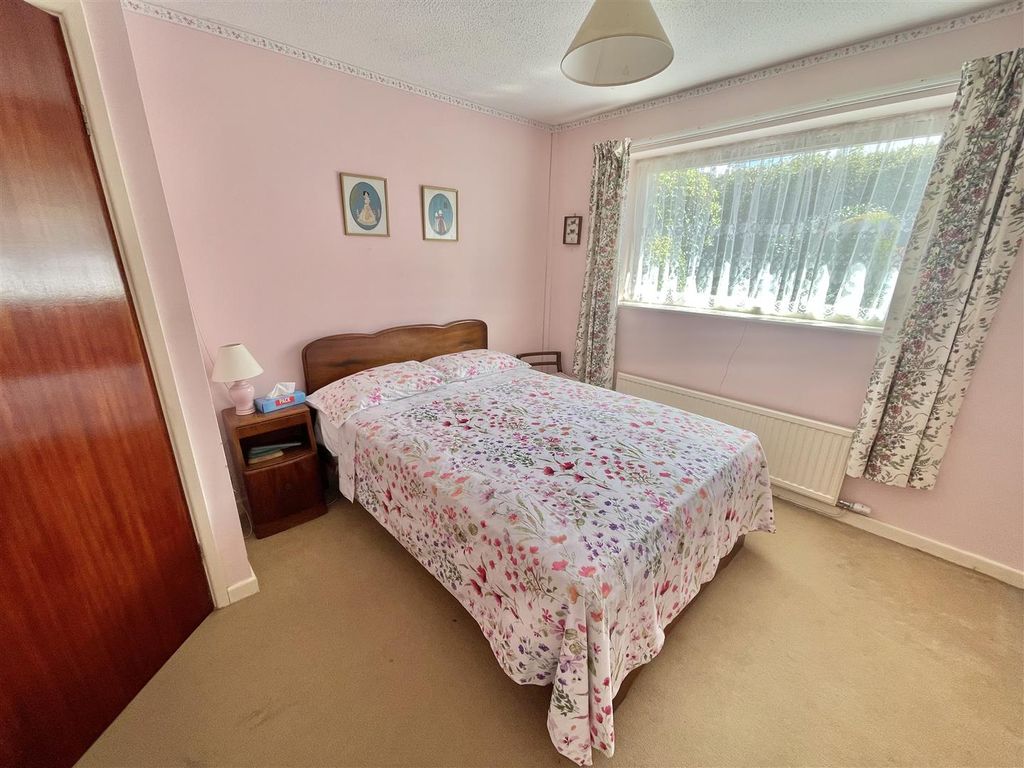 Additional image 6 of 3 bed detached bungalow for saleGlenview Avenue, Pembroke Dock SA72