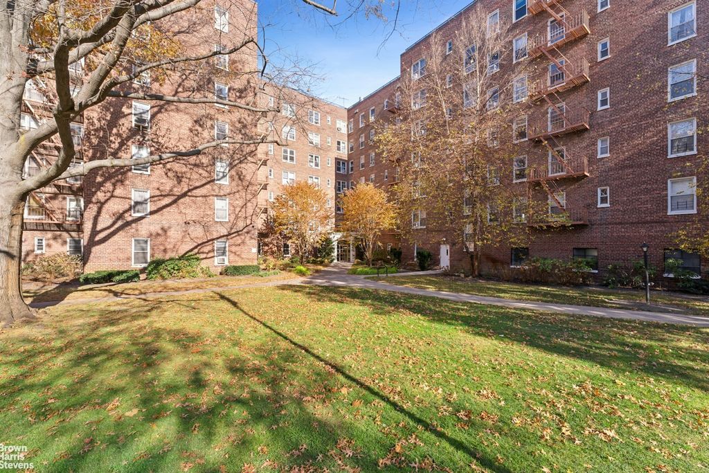 Property photo 3 of 11 <Alttext/>