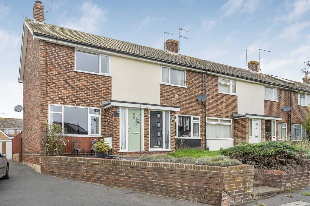 Property photo 1 of 18