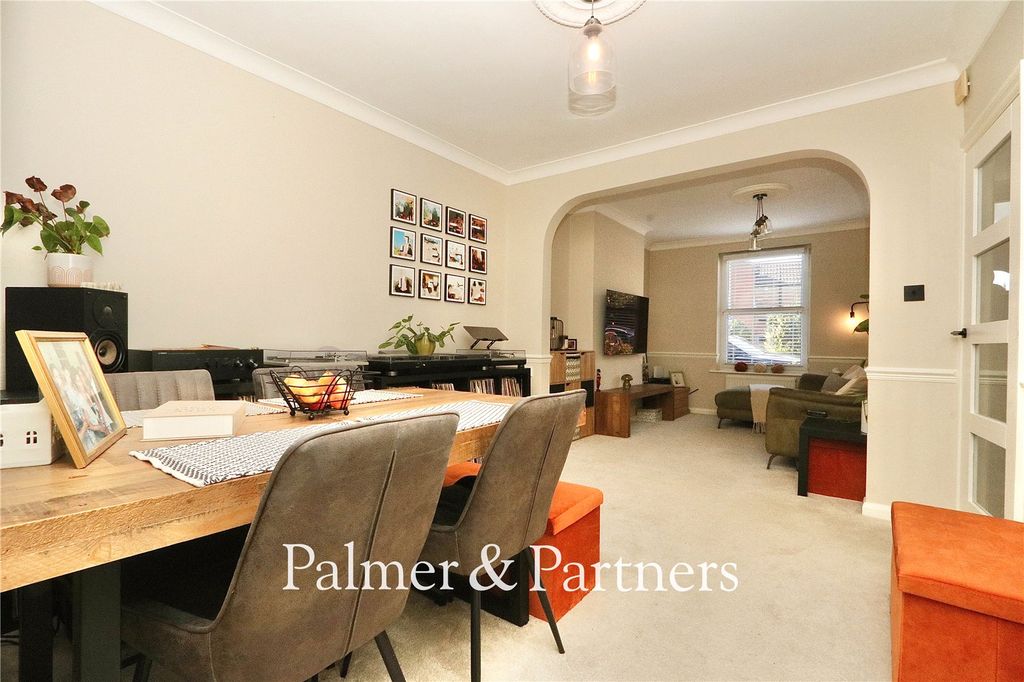 Property photo 3 of 24 Picture No. 03