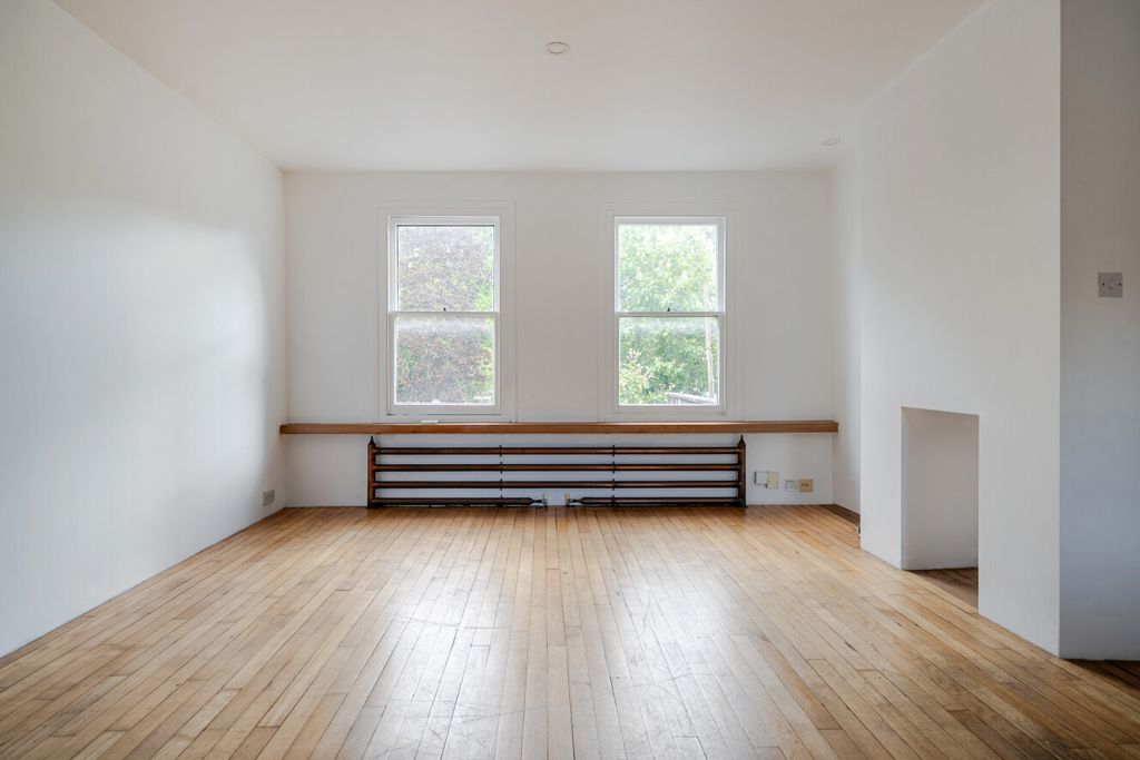 Property photo 1 of 19 1520994-3-6Aa3Ef8...