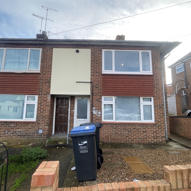 Property photo 1 of 6